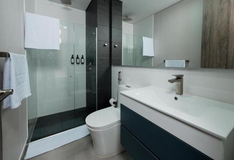 Люкс, Amari Living Suites