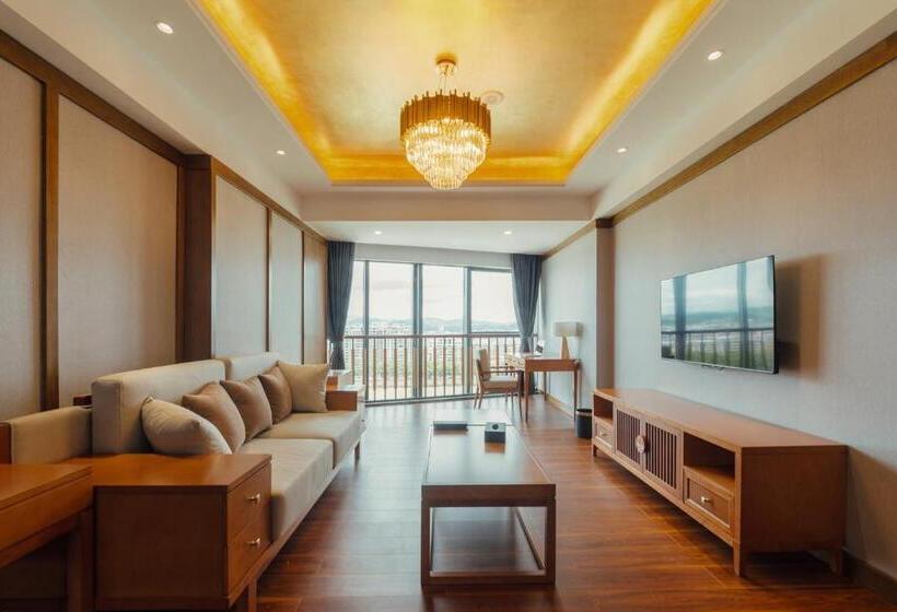 سوئیت دولوکس با چشم‌انداز رودخانه, White Swan Guest House Meizhou