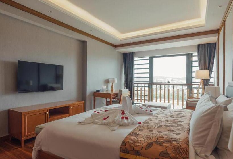 سوئیت دولوکس با چشم‌انداز رودخانه, White Swan Guest House Meizhou