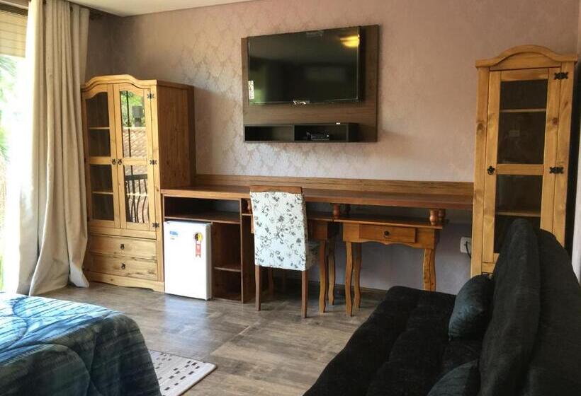 Полулюкс Вид на Сад, Estalagem Vila Franca Del Bierzo