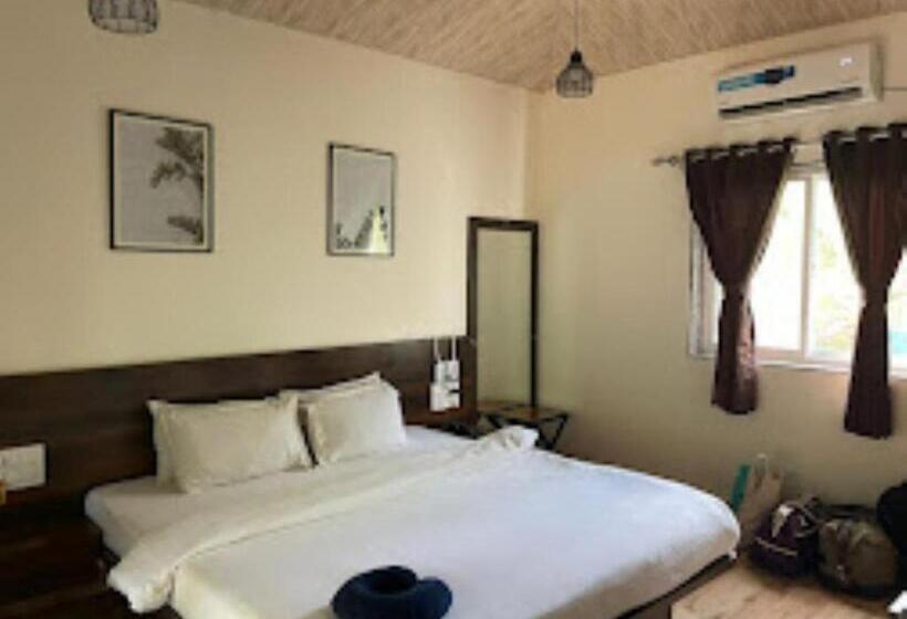 Номер Deluxe Кровать Кинг, Alive Beach Resort,maral