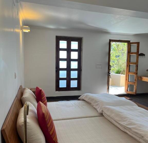 豪华房间, Dunagiri Retreat