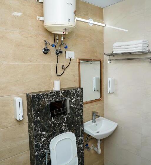 اتاق لوکس با بالکن, Limewood Stay   Executive Huda City Center