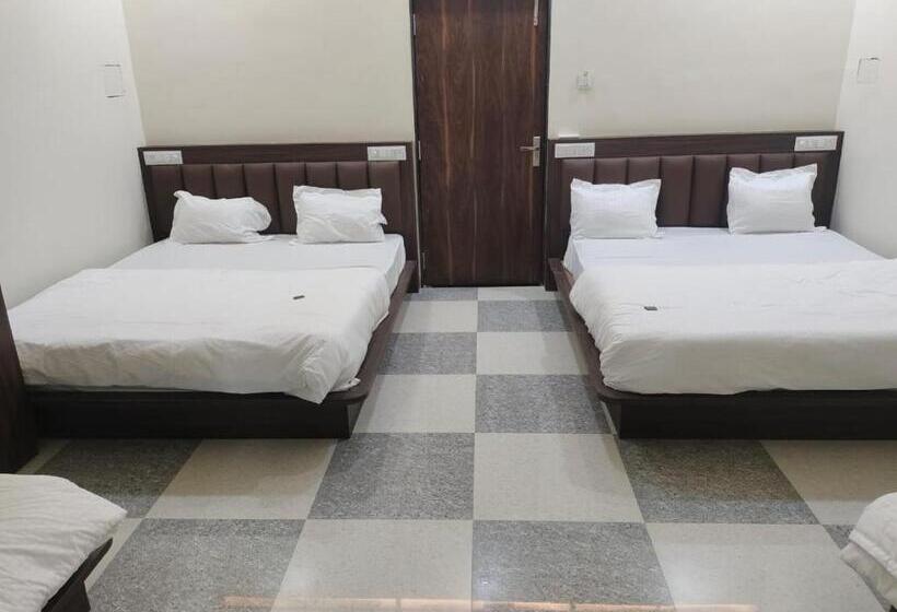 Семейный Номер, Shri Sharnam, Maheshwar