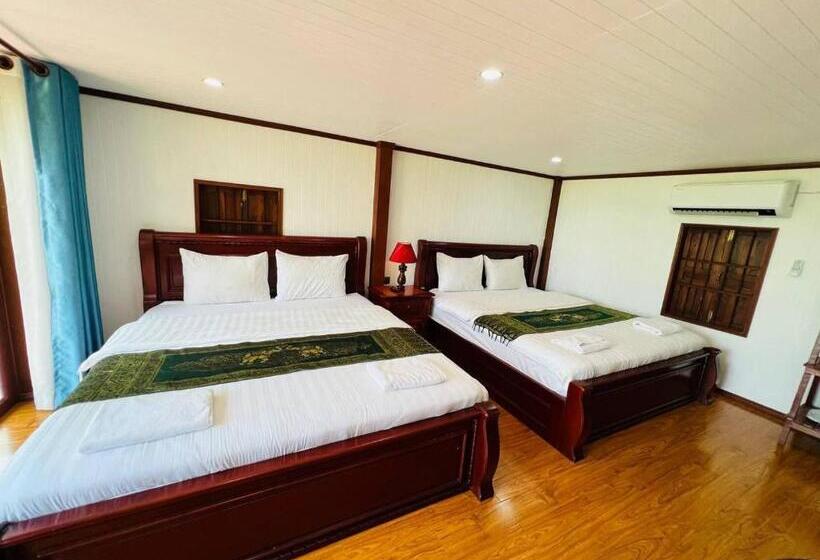 اتاق خانوادگی, Chomka Thnong Resort
