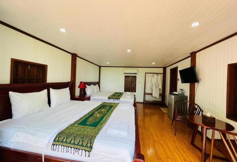 اتاق خانوادگی, Chomka Thnong Resort