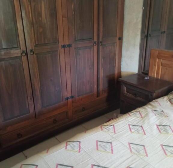 스탠다드 룸 공동 욕실, Arcadio Hostel Punta Del Diablo