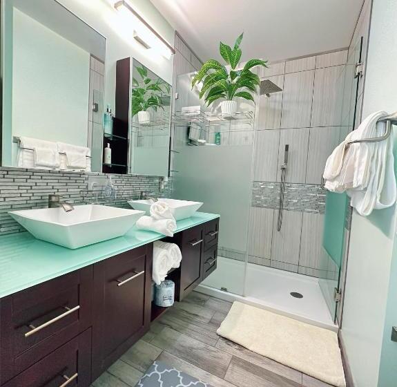 Quarto Estandar, Private Room W/ Attached Private Bath In Mira Mesa