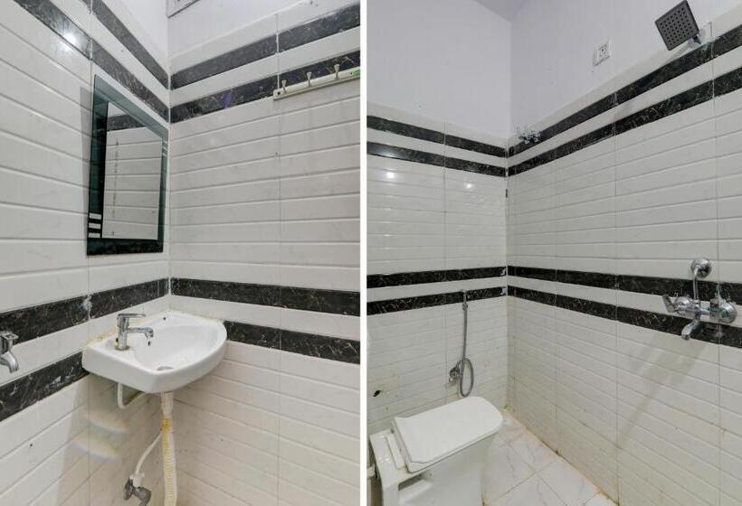 Трехместный Номер Классика, Oyo Flagship Hotel Classic Inn