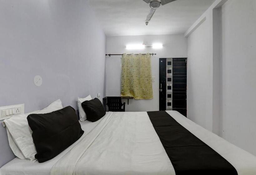 Трехместный Номер Классика, Oyo Flagship Hotel Classic Inn
