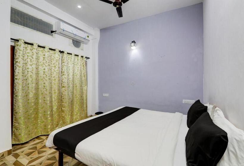 Трехместный Номер Классика, Oyo Flagship Hotel Classic Inn
