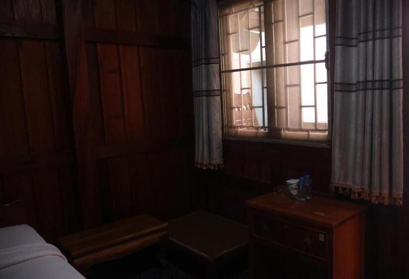 Номер Стандарт Вид на Сад, Say Lom Guesthouse
