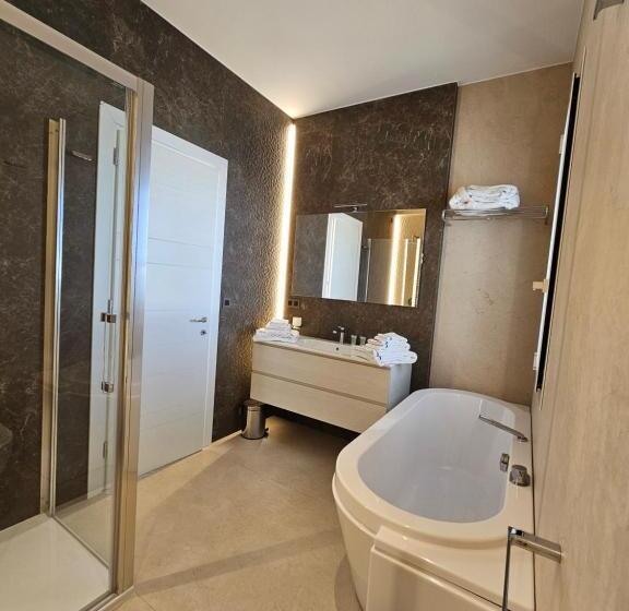 Номер Deluxe Кровать Кинг, Villa Dune Luxury Roof Top Pool Wellness