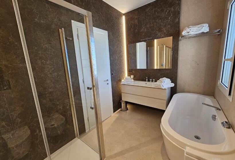 Номер Deluxe Кровать Кинг, Villa Dune Luxury Roof Top Pool Wellness