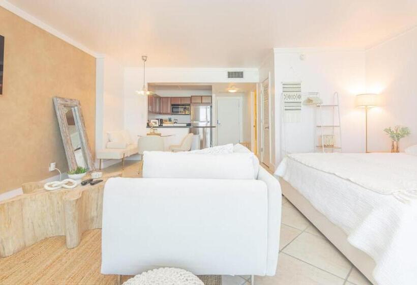带1个卧室的带阳台的公寓, Stunning Studio With Balcony In South Beach