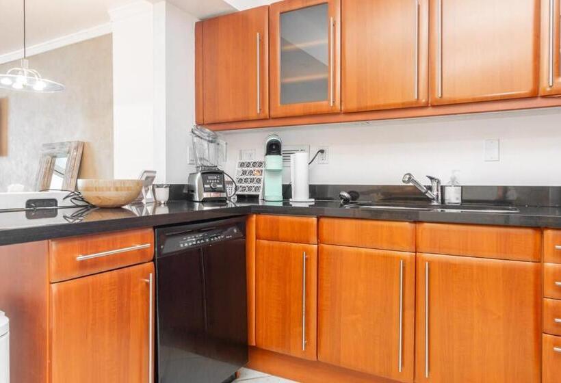 带1个卧室的带阳台的公寓, Stunning Studio With Balcony In South Beach