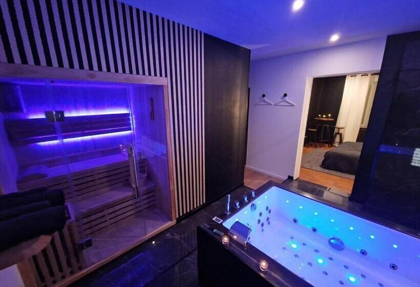 Люкс Superior, Maison Marceau Suite And Spa