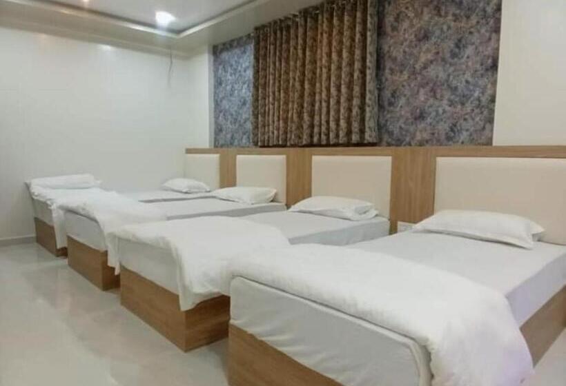 四人豪华间, Annapurna Executive,tuljapur