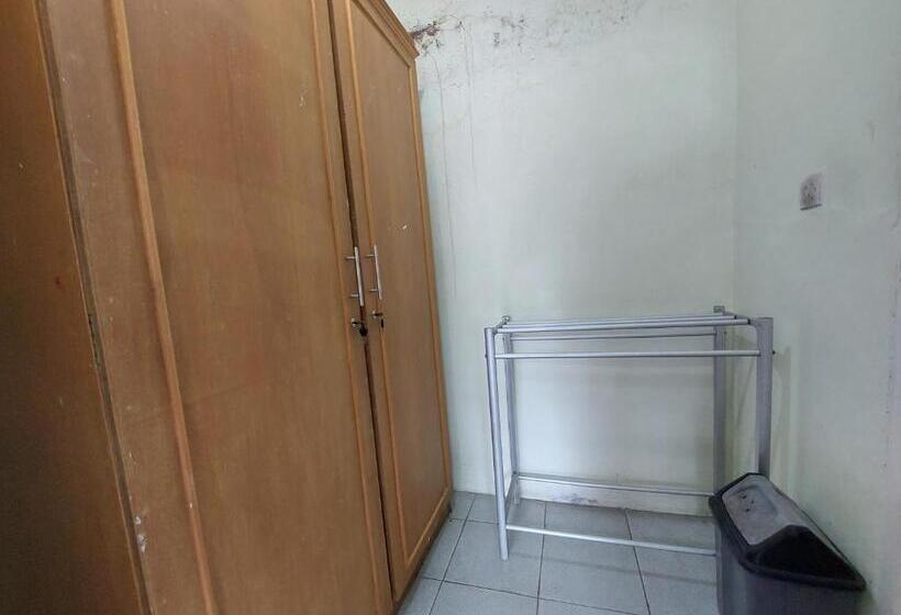 اتاق استاندارد سه نفره, Grand Syariah Guest House Humanitas