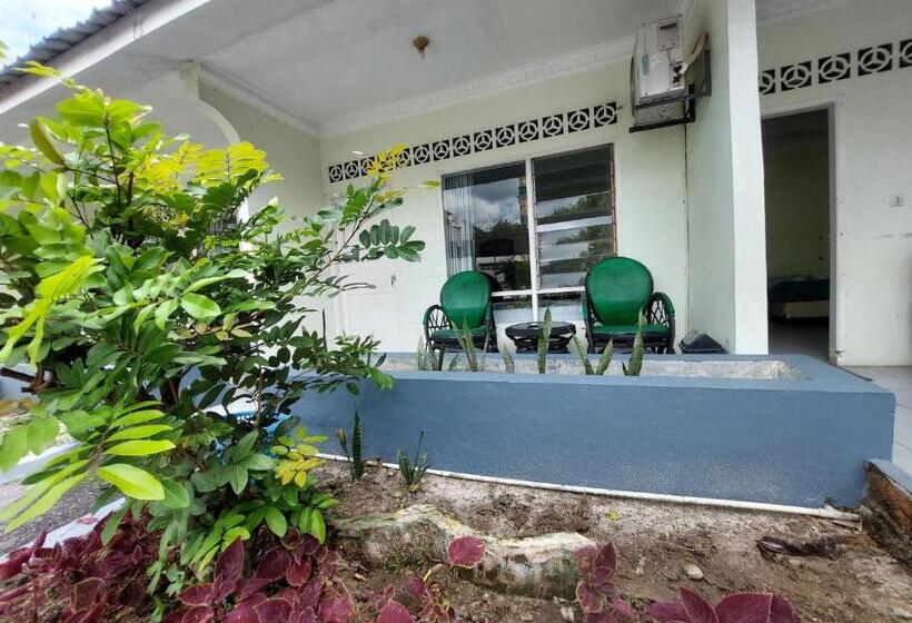 اتاق استاندارد سه نفره, Grand Syariah Guest House Humanitas