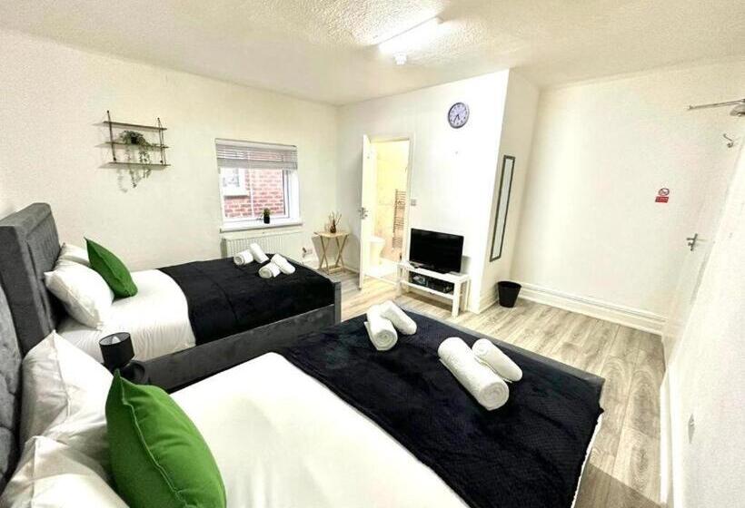 اتاق استاندارد, Harrow Stays Ha1