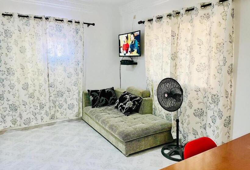 استودیوی استاندارد, Nouadhibou Guest House