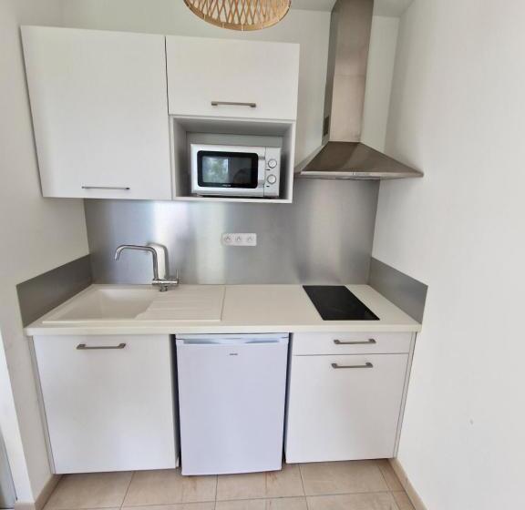 Студия Стандарт Вид на Море, Residence Marina Di Bravone