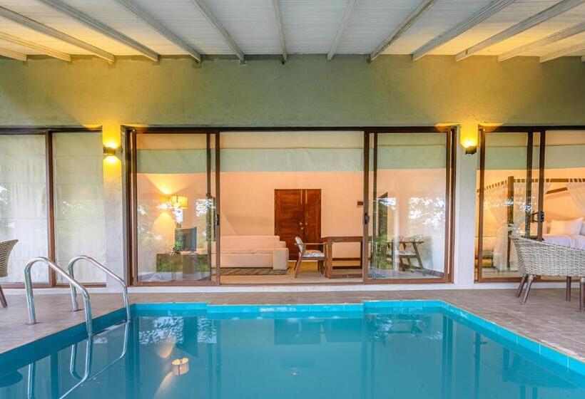 اتاق خانوادگی با چشم‌انداز باغ, Celestial Hills   Villas & Suites By The Clarks