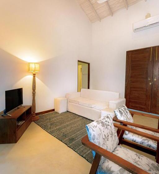 اتاق خانوادگی با چشم‌انداز باغ, Celestial Hills   Villas & Suites By The Clarks