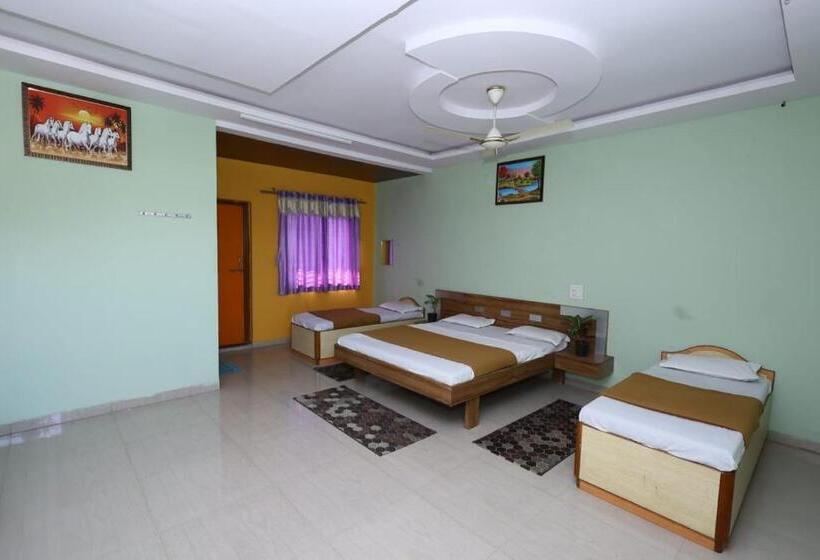 Family Suite, Padmapani Park Fardapur