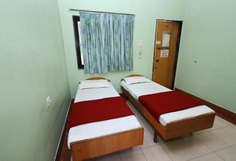 Номер Deluxe, Padmapani Park Fardapur