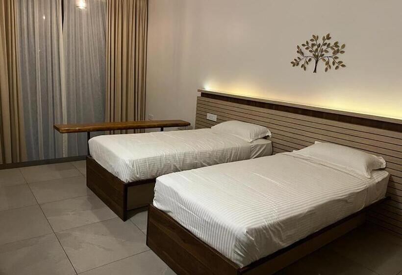 디럭스 룸, Wayanad Adventures Eco Farm Resort
