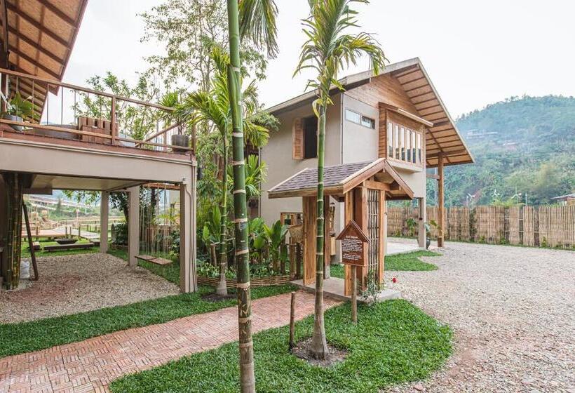 Вилла 3 Спальни, Kod Sapan Resort, Nan