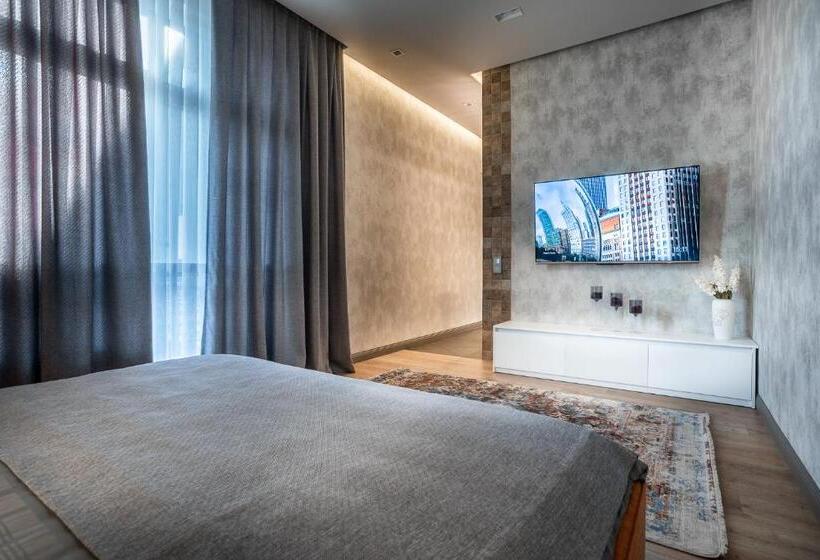 سوییت, Apart Hotel Colibri