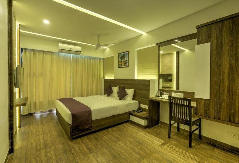 Номер Deluxe, Crown Inn