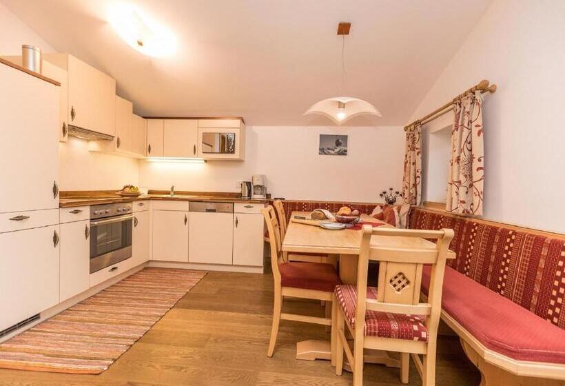 2 Bedrooms Apartment Mountain View, Alpenhof Apartments