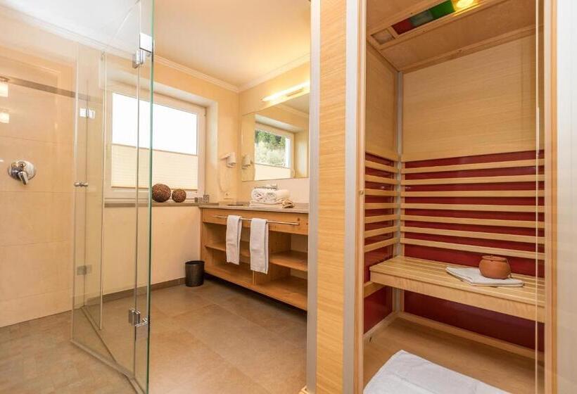آپارتمان کامفورت 2 خوابه, Alpenhof Apartments