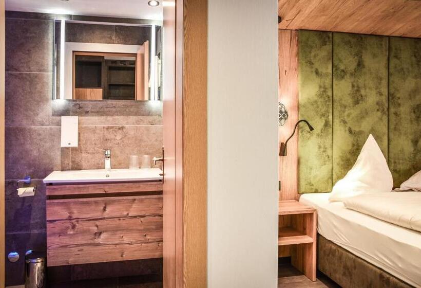 Номер Deluxe, Grieserhof