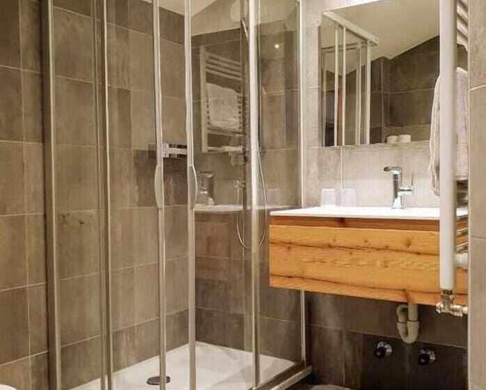 Quarto Familiar, Grieserhof