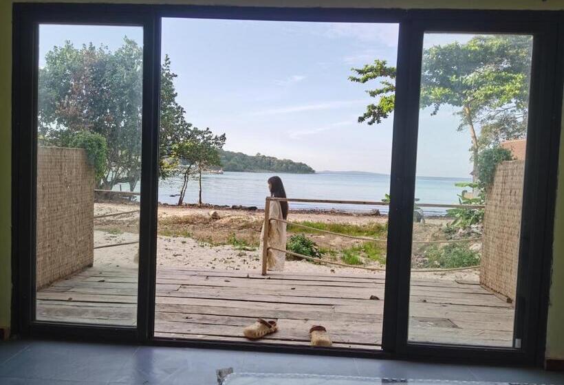 اتاق استاندارد با چشم‌انداز دریا, Dreamer Of The Sea