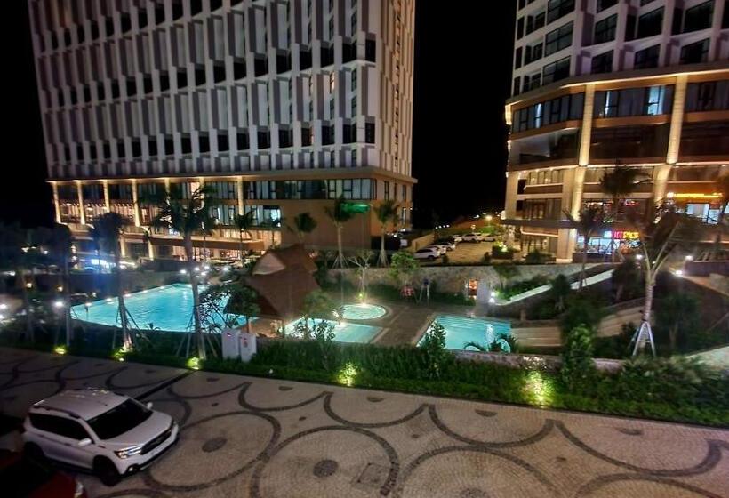اتاق استاندارد با تخت بزرگ, Apec Mandala Kolya Building D