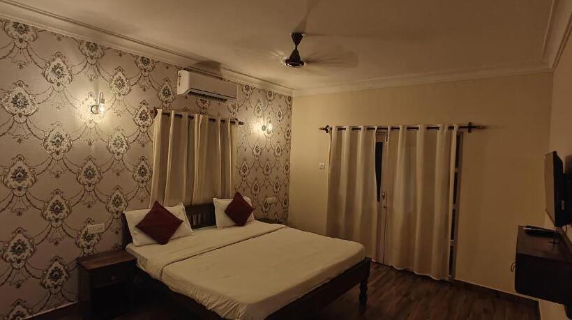 اتاق استاندارد با چشم‌انداز دریا, Budget Baga Beach Resort Goa