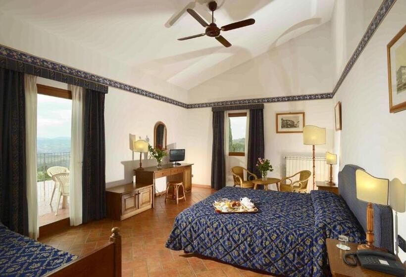 标准间, With Swimming Pool Surrounded By Greenery In San Donato Fronzano, Rooms With Air Conditioning And Br