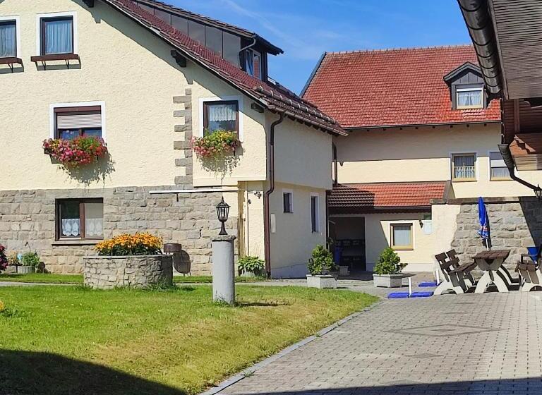 Номер Стандарт, Frühstücks Pension Lichtenauer Hof