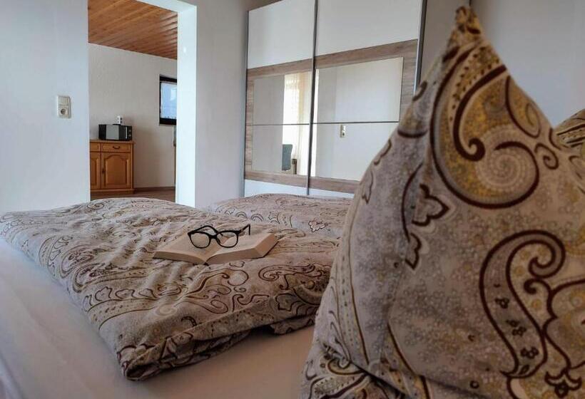 Апартаменты 1 Спальня Нижний Этаж, Frühstücks Pension Lichtenauer Hof