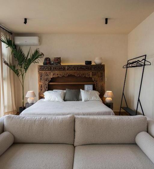 Quarto Estandar com Terraço, Casa Realm