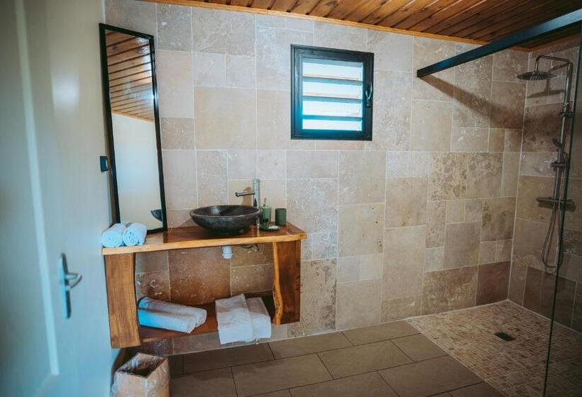 استودیوی استاندارد با چشم‌انداز دریا, L Auberge Créole