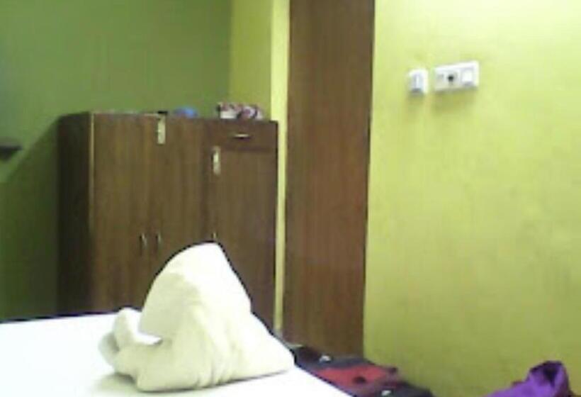 Люкс, Vijieya Hotel Bihar
