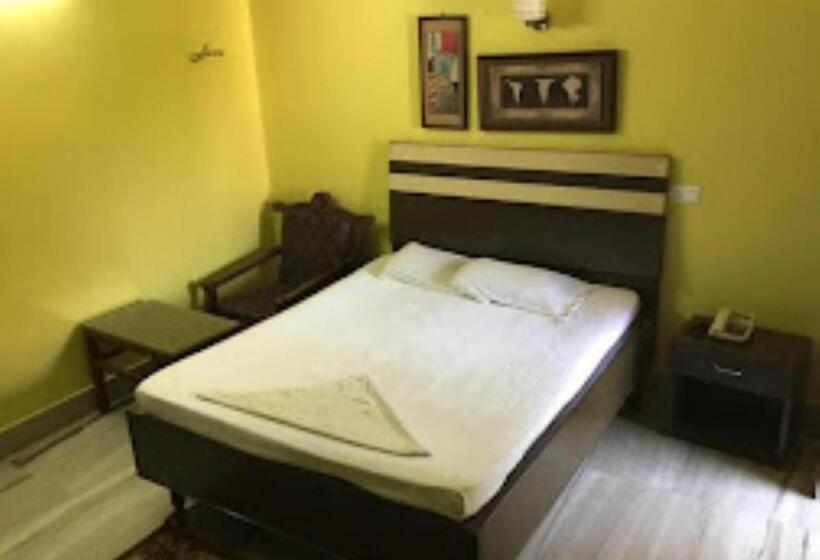 Люкс, Vijieya Hotel Bihar