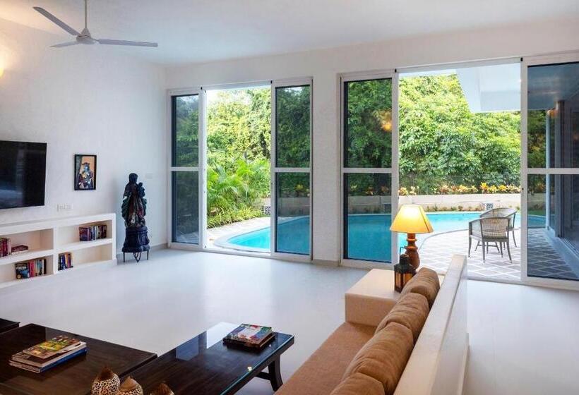 Вилла 5 Спален, Aroha Palms By Urban Villa And Resorts